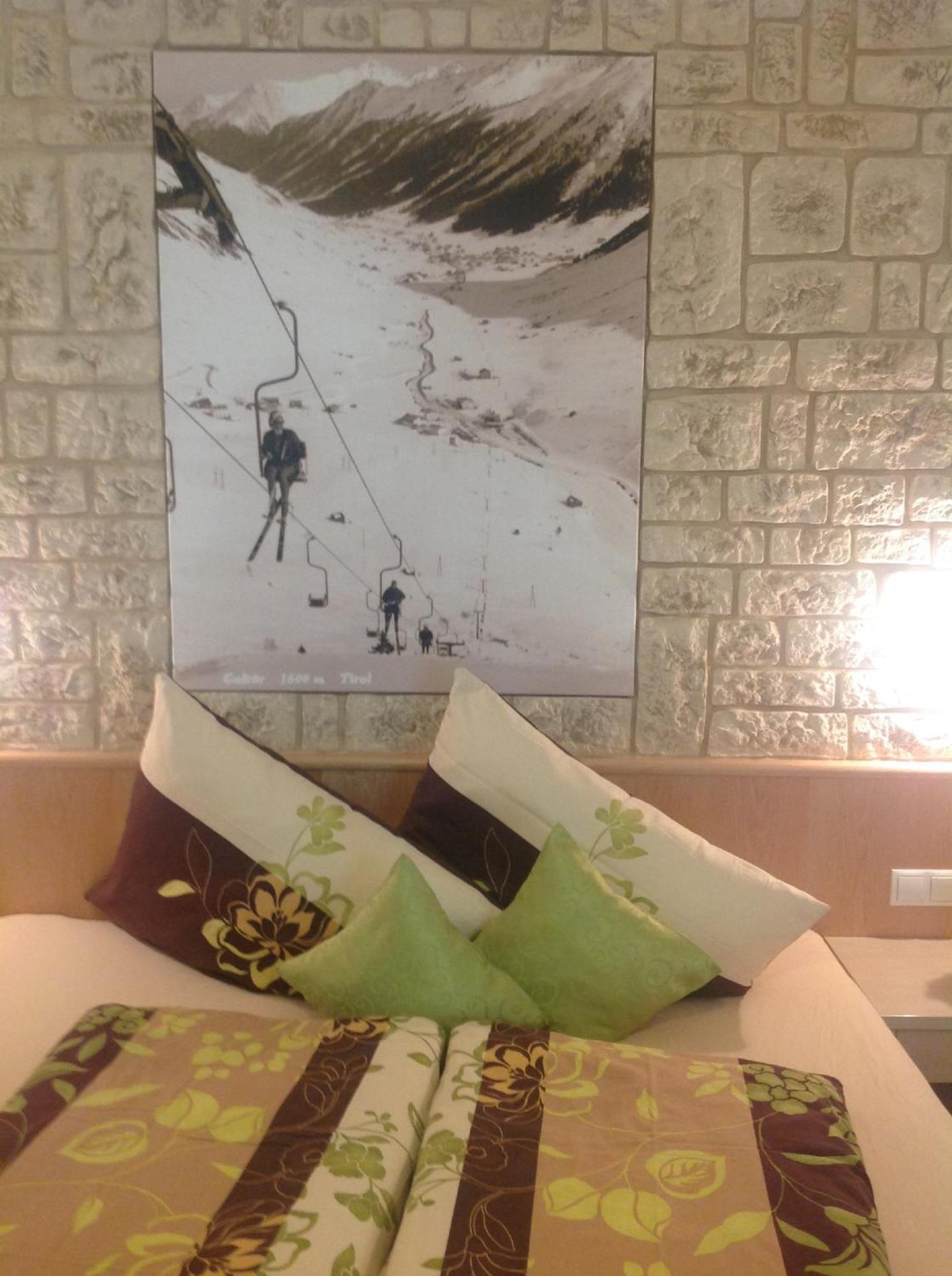 Fabienne Apartment กัลเทือร์ ภายนอก รูปภาพ